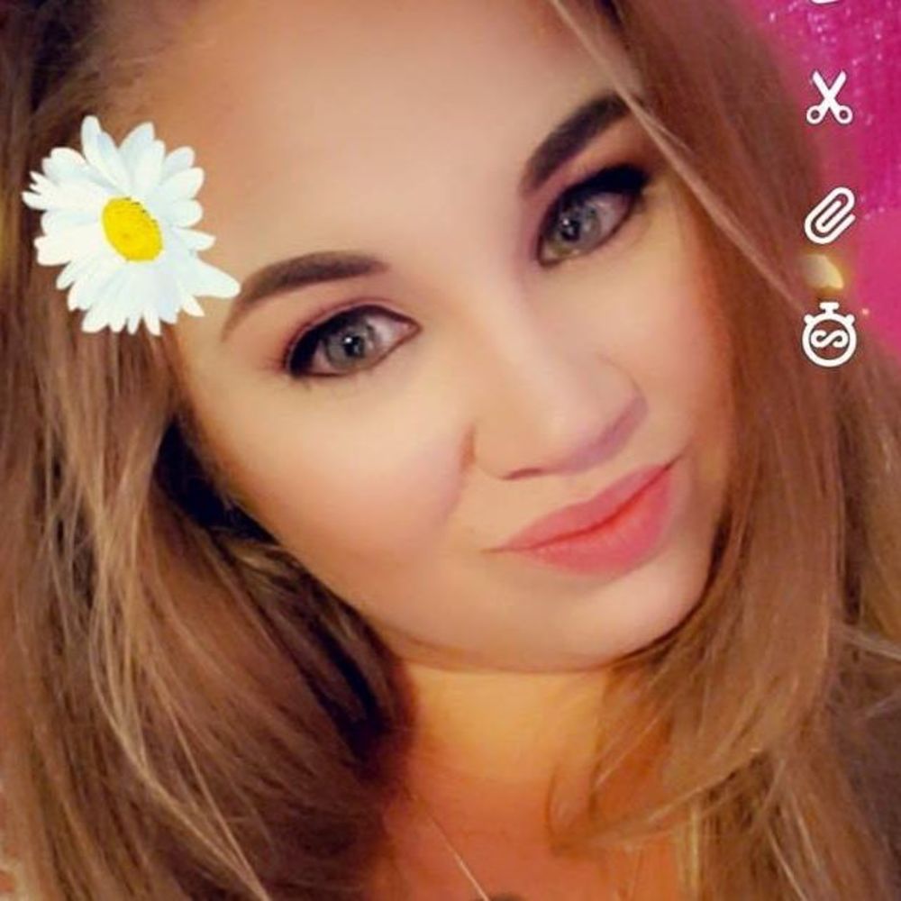 Meet your Posher, Sirah